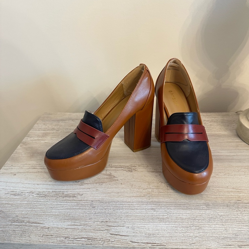 Bamboo, size 8, brown, navy, and red, chunky heel.